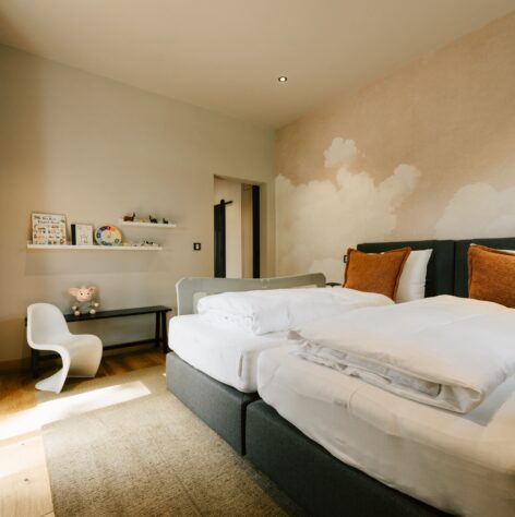 Doppelbett im Kinderzimmer, Appartement 60 im Landhaus Averbeck